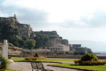 La città di Corfù - Il retro del Forte
