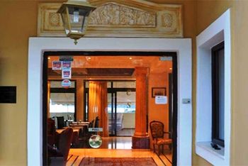Benvenuti nel nostro palazzo !!!