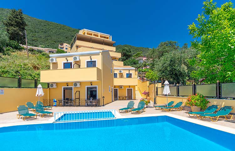 Hotel Corfu Secret - Il nostro hotel sul retro